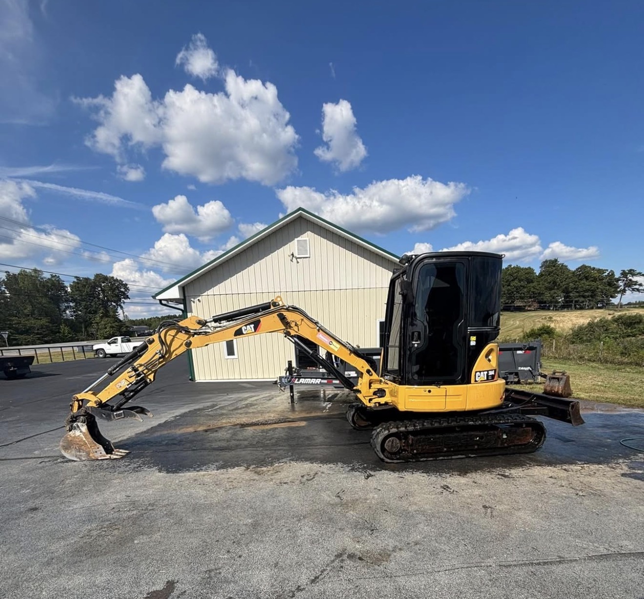 Precision Excavation compact excavator